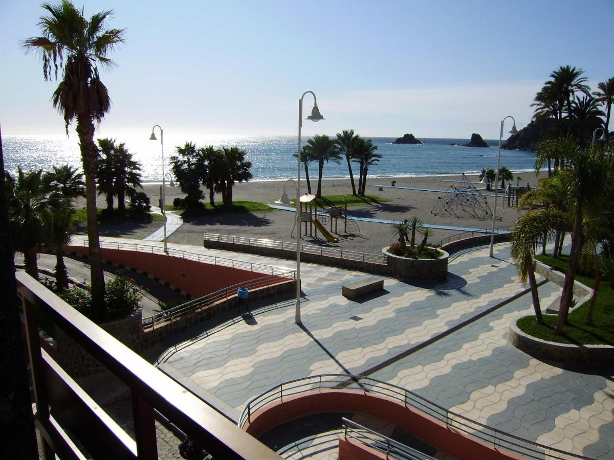 Centro-Primera Linea De Playa Almuñécar Exteriör bild